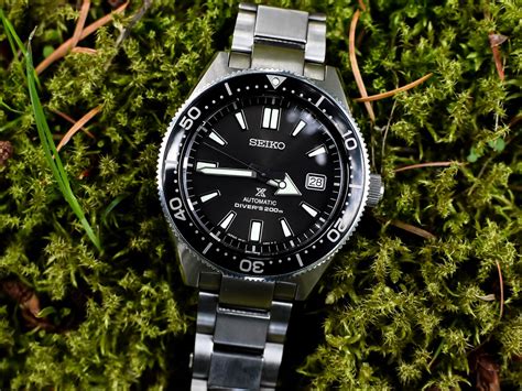 Seiko SBDC051 Watch Review 